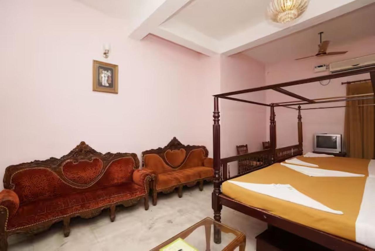 Hotel Soorya Heritage Inn 蓬蒂切里 外观 照片