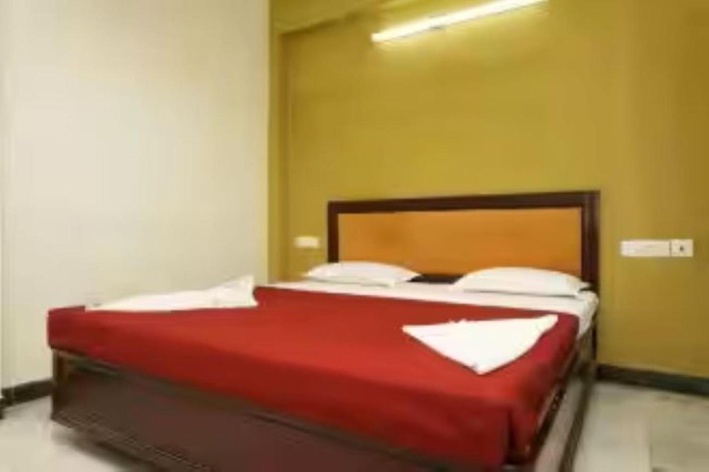 Hotel Soorya Heritage Inn 蓬蒂切里 外观 照片