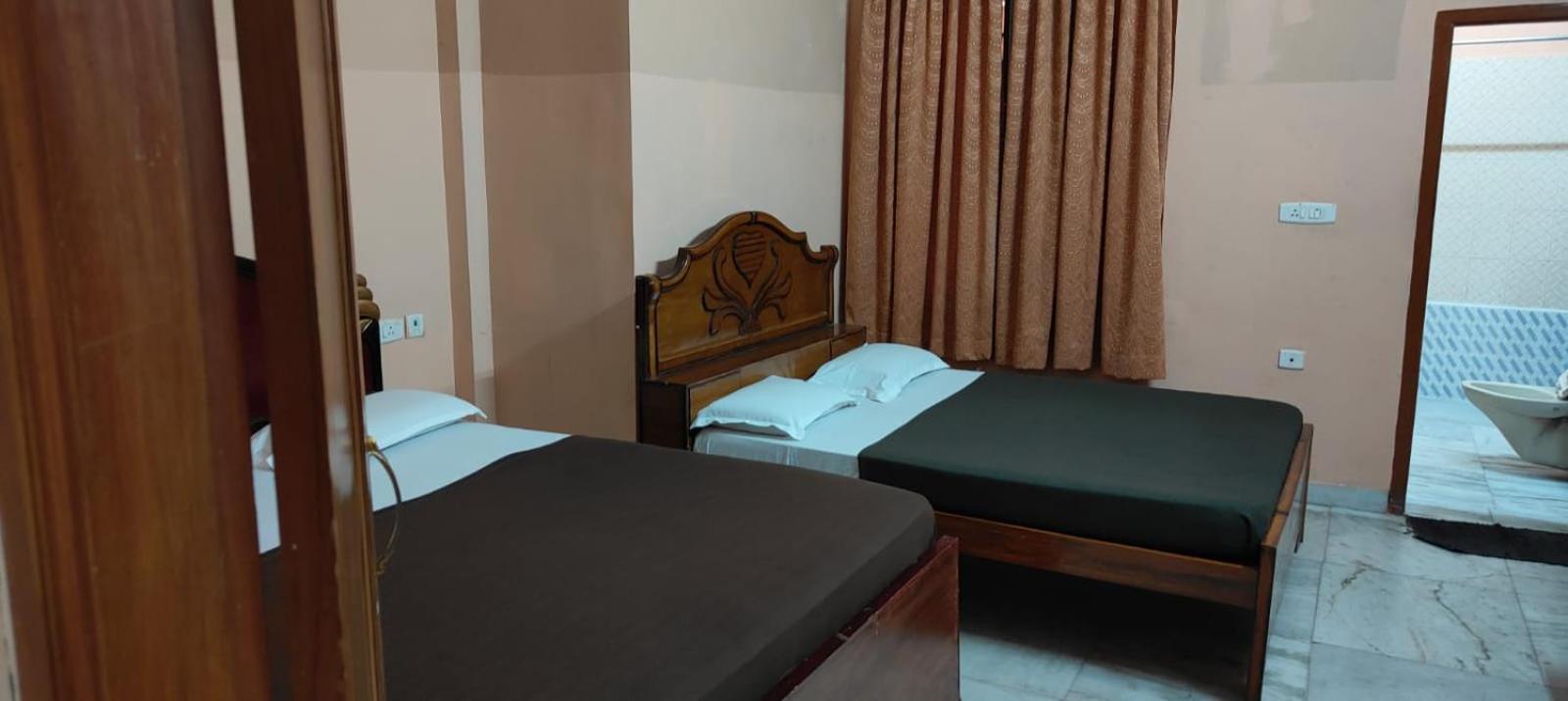 Hotel Soorya Heritage Inn 蓬蒂切里 外观 照片